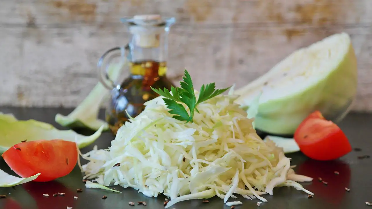 Raw Cabbage Salad With Onion And Olives